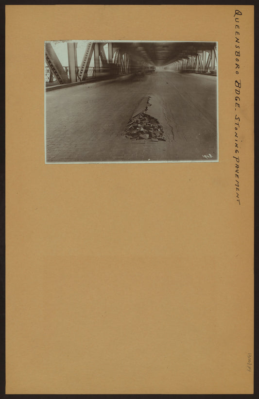 Art Print - Bridges - Queensboro [Queensborough] Bridge - Stoning pavement.